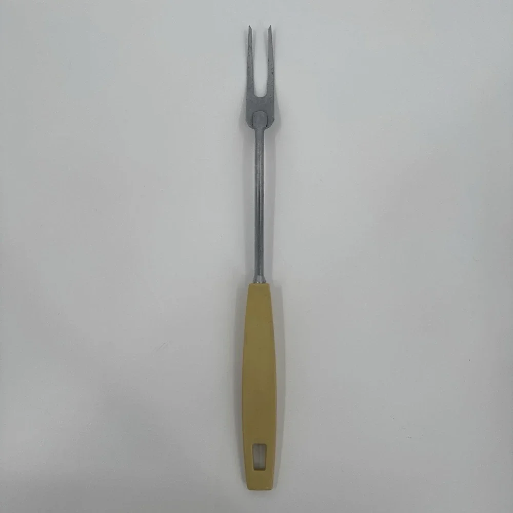vintage Ekco pastel yellow handle Chrome Plate serving fork meat‎ fork Utensil